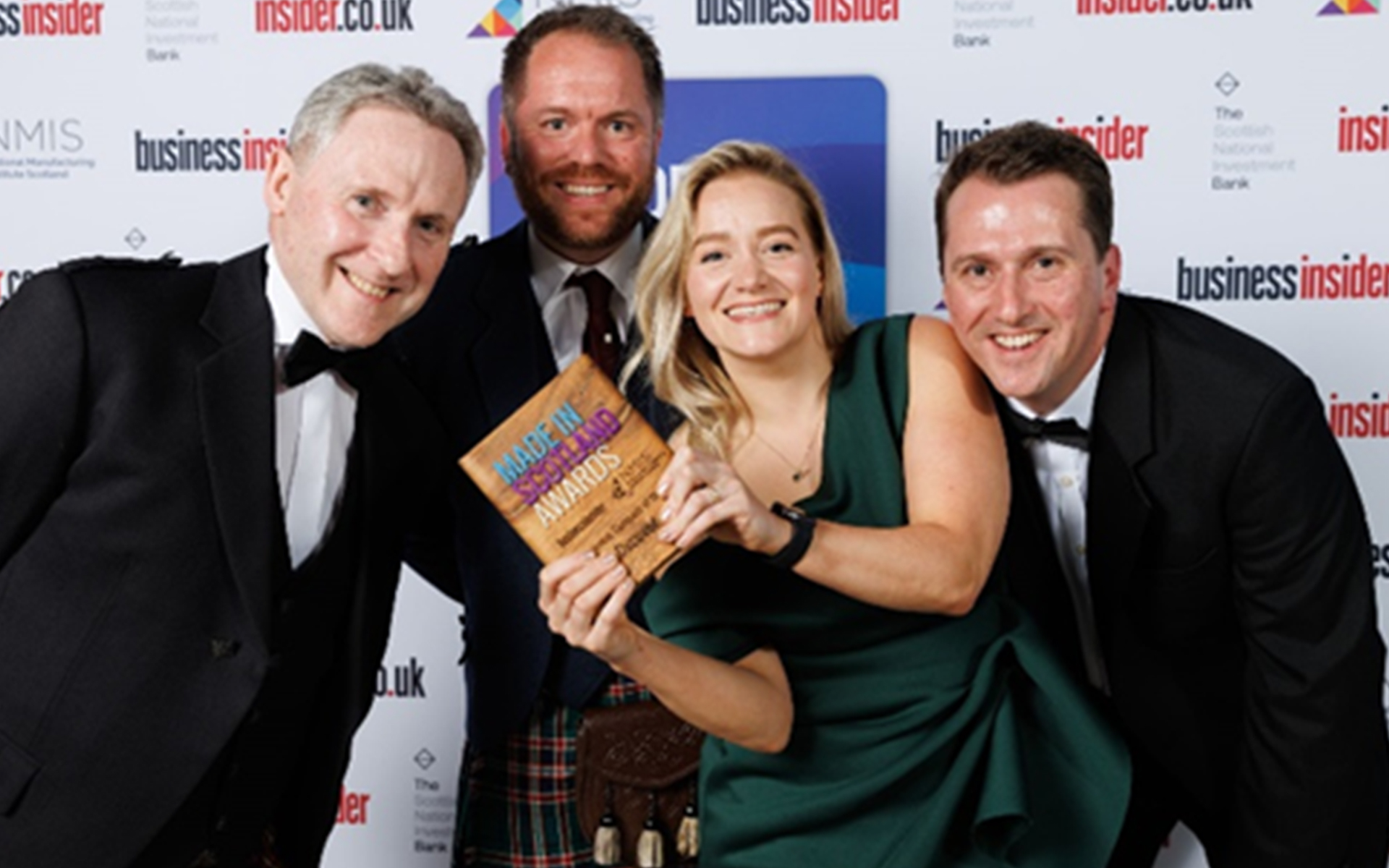 Dxcover win Life Sciences Company of the Year Award